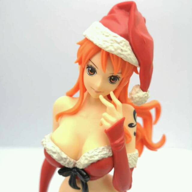 GnG Glitter and Glamours Nami Christmas Red RARE & NEW - One Piece Glitter and Glamour