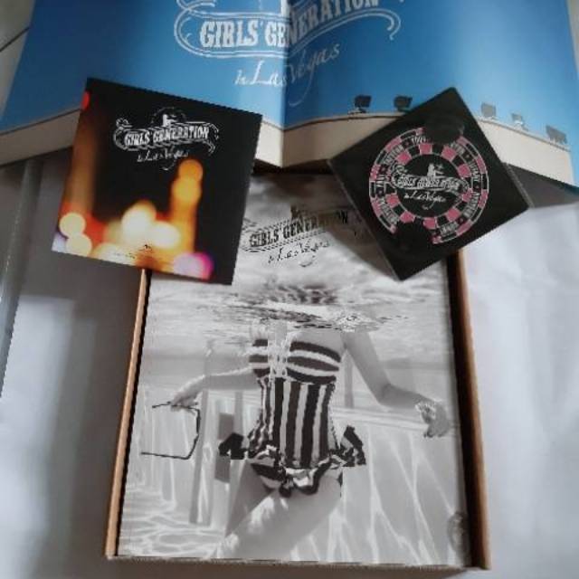 Girls Generation in Las Vegas Photobook