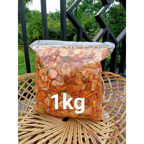 

Krupukbawang pedas gurih renyah extra daun jeruk 1kg