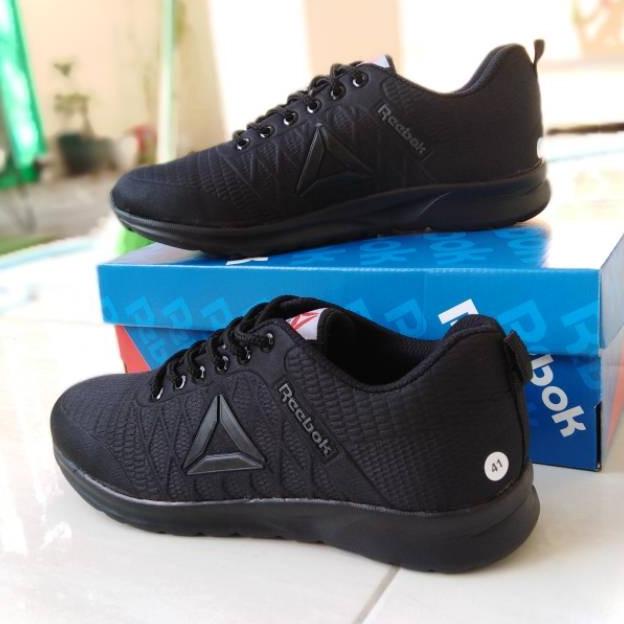 SEPATU SEKOLAH HITAM POLOS - REEBOK CASUAL SNEAKERS PRIA WANITA