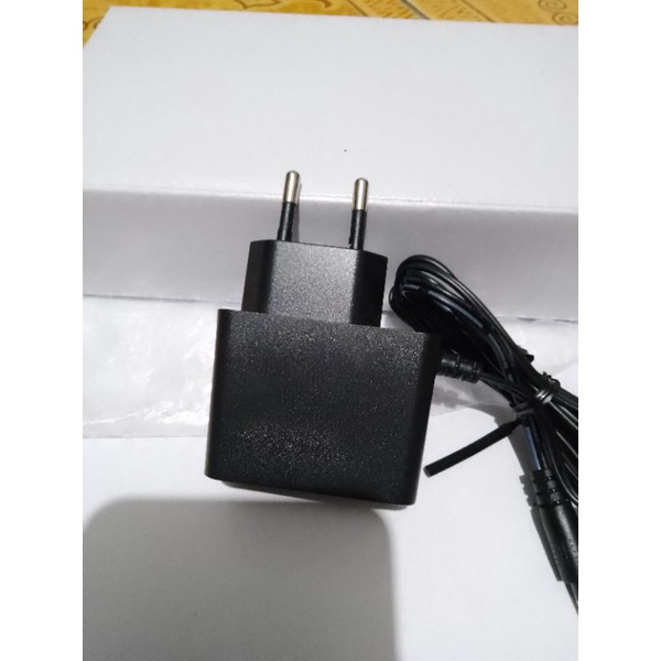 adaptor 12 v 1  ampere