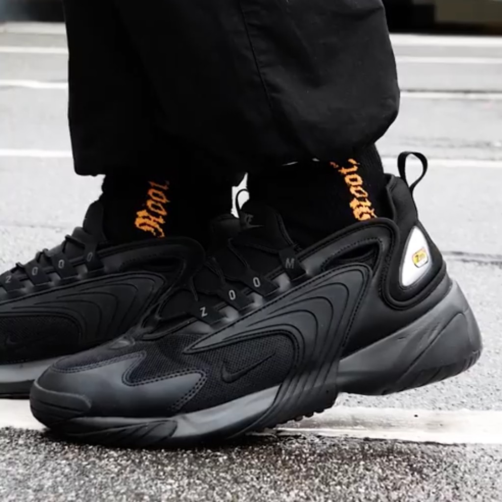 all black nike zoom 2k
