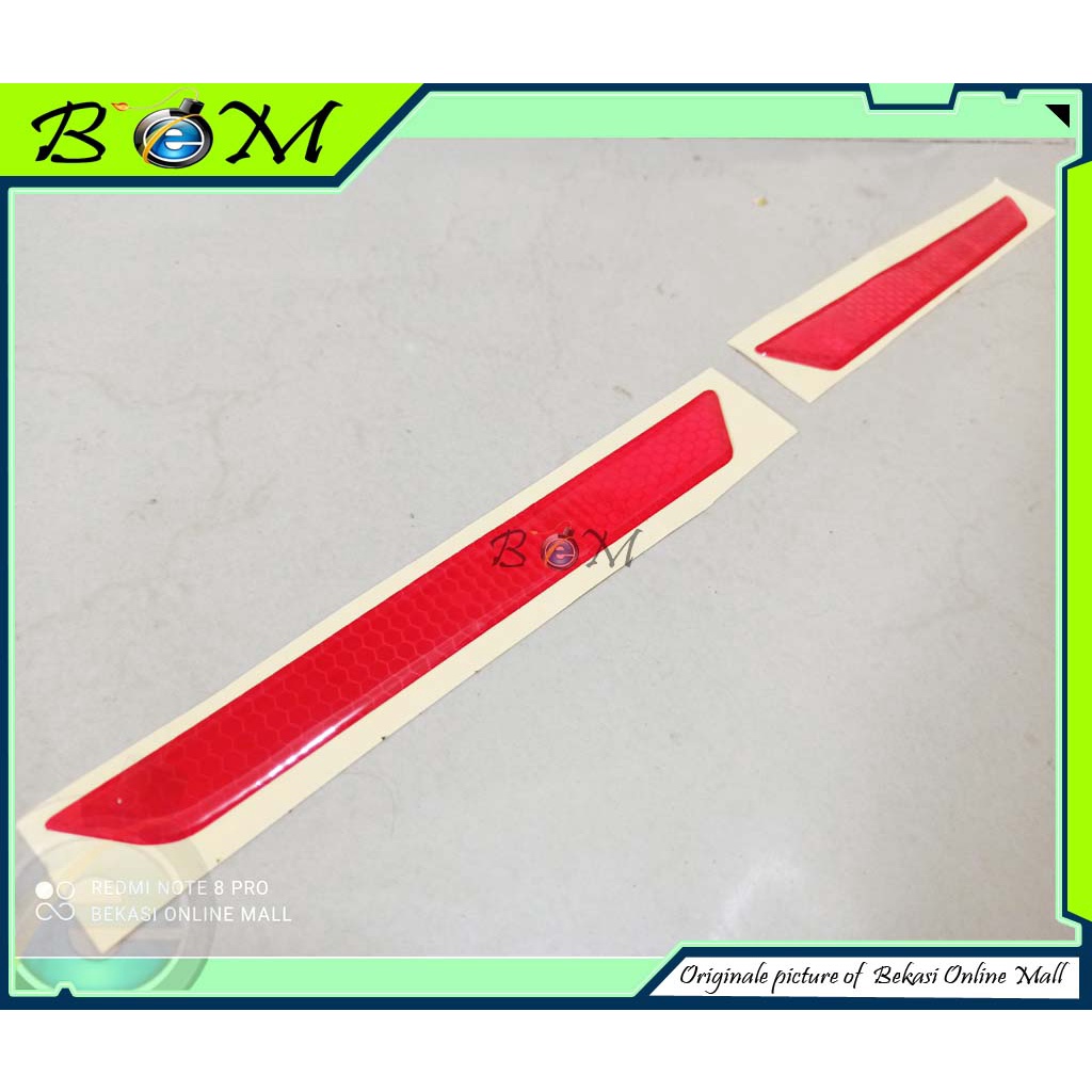 Mata Kucing reflektor bumper bemper belakang hyundai avega kanan kiri