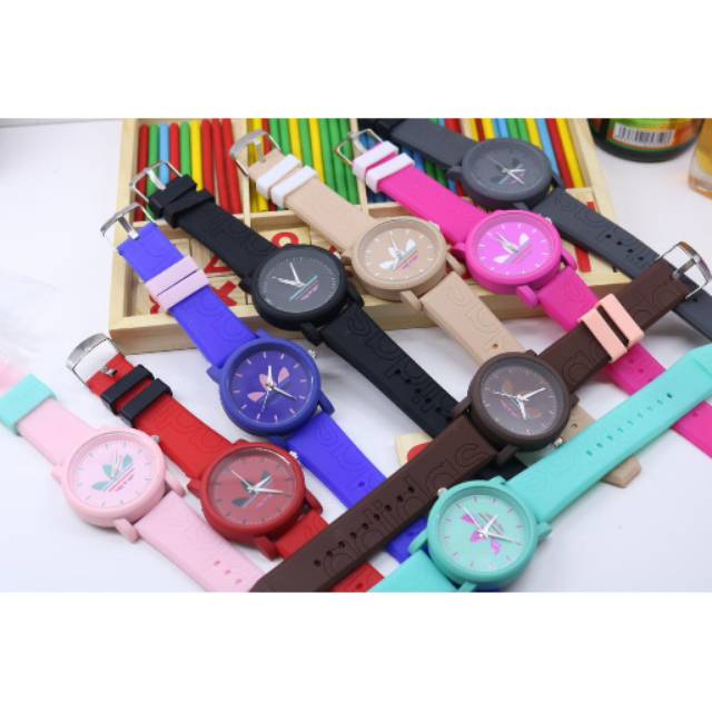 JAM TANGAN ADIDAS
