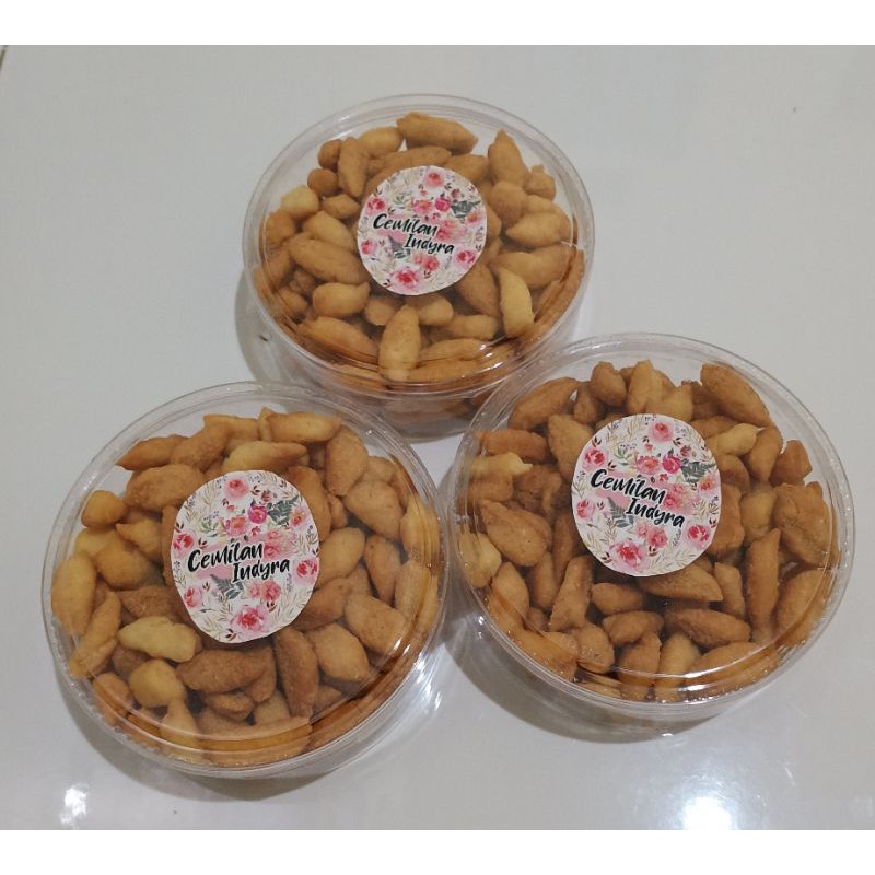 

kue biji ketapang