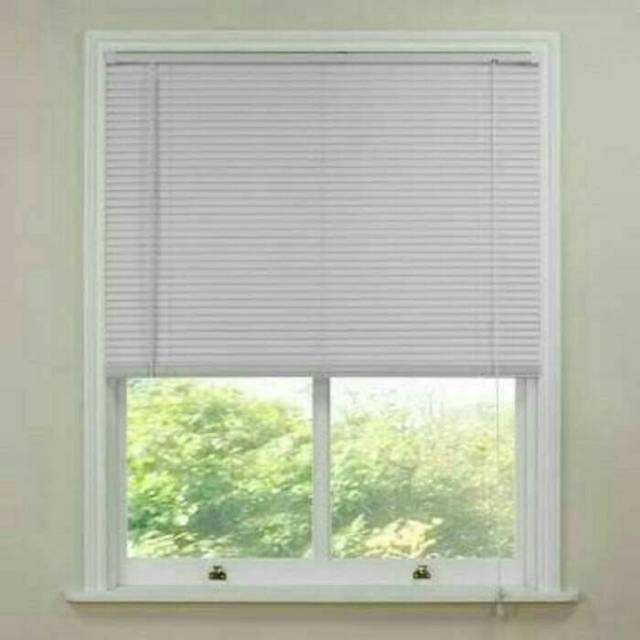 Tirai gorden venetian pvc blind 120x220cm