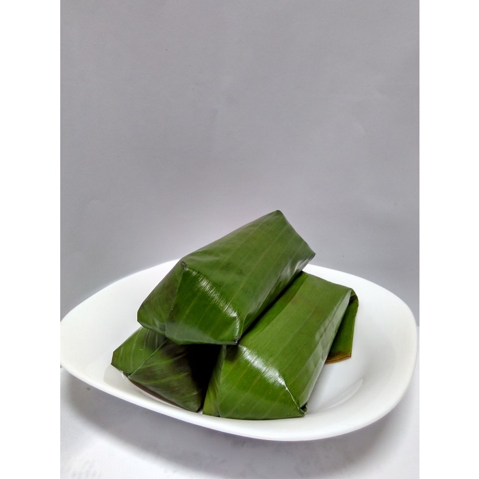 

KETAN-BERAS- ULI KETAN / JADAH 750 GRAM -BERAS-KETAN.