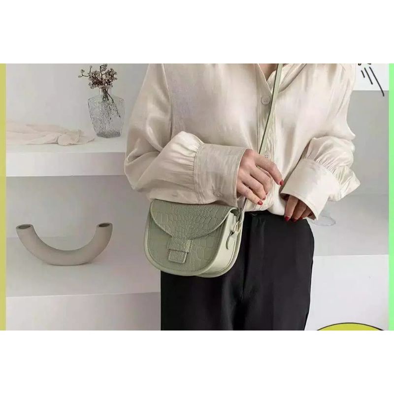 GTB - Tas Wanita Loly Croco / Tas Selempang Wanita / Slingbag Croco