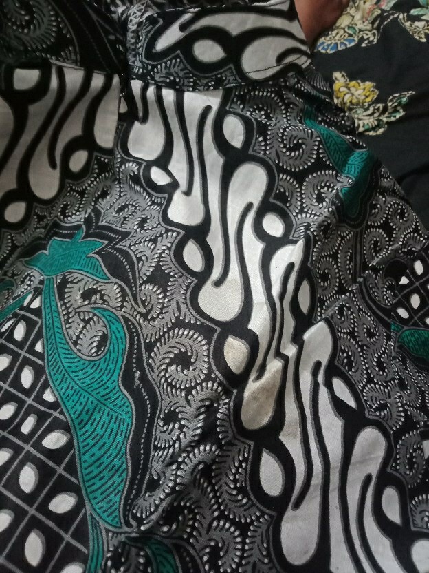 Batik Couple Keluarga Sania Ruffle Ori Ndoro Jowi Dnt Dimensi Abu