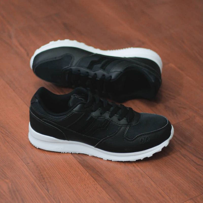 PIERO JOGGER BLACK WHITE