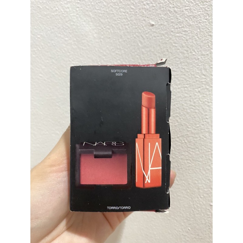 (READY STOCK) NARS Set Blush On Compact Lip Balm shade Torrid Travel Size