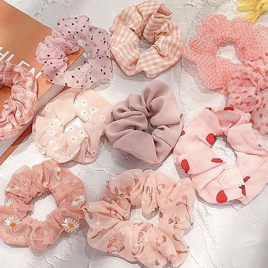 salmon scrunchie / Aksesoris Scrunchies Wanita Scrunchies Murah