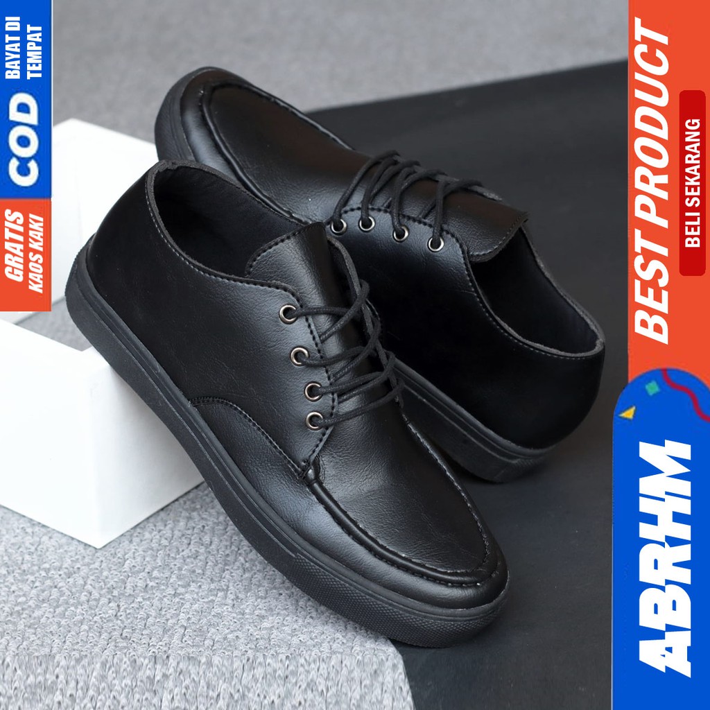 ABRHM X SAKA Sepatu Formal Pria Sepatu Pria Casual Pantofel Kulit Pu Premium Sepatu Kasual Cowok / Cowo Oxford Kerja Kantor Kuliah Kondangan Gaya Keren Kekinian Original Murah Terlaris