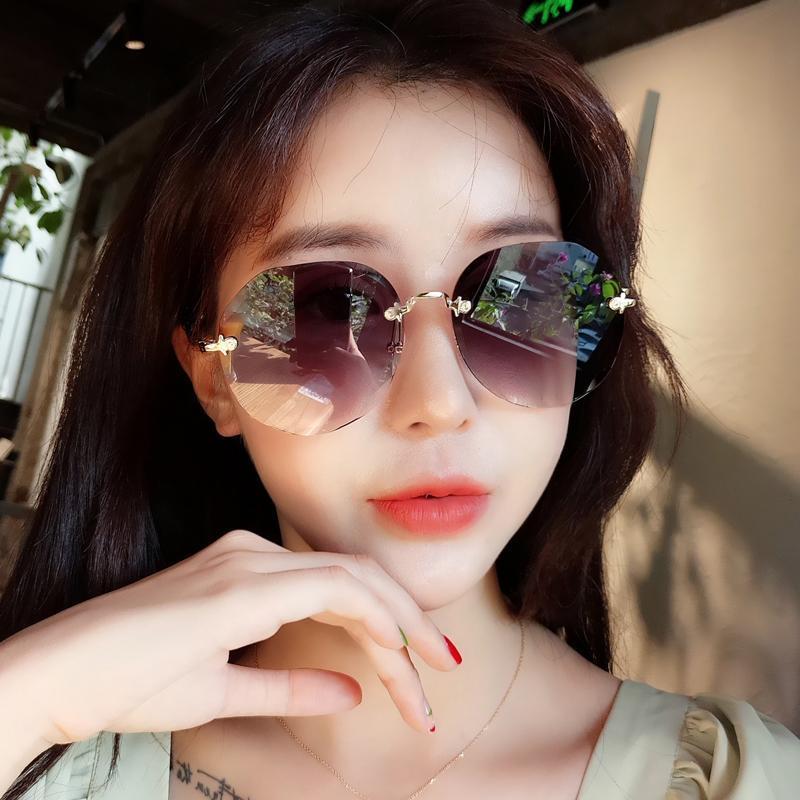 (YUZHU) TERSEDIA &amp; COD Kacamata Hitam Wanita Korea Gaya Frameless Kaca Mata Bulat Cewek Murah Sunglasses