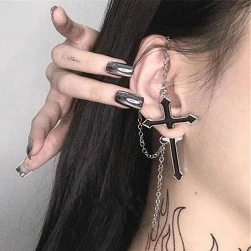 Anting Klip Rantai Panjang Desain Salib Gaya Punk Rock Untuk Wanita