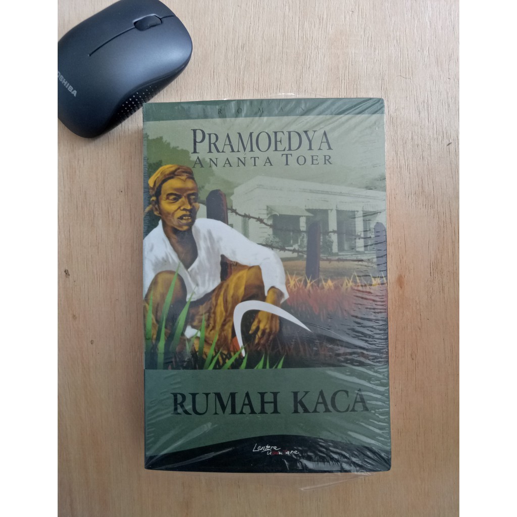 Novel Rumah Kaca - Pramoedya Ananta Toer