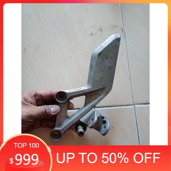 Postep Footstep bostep step dudukan pijakkan kaki depan kiri honda CBR 150 Fi K45 ori