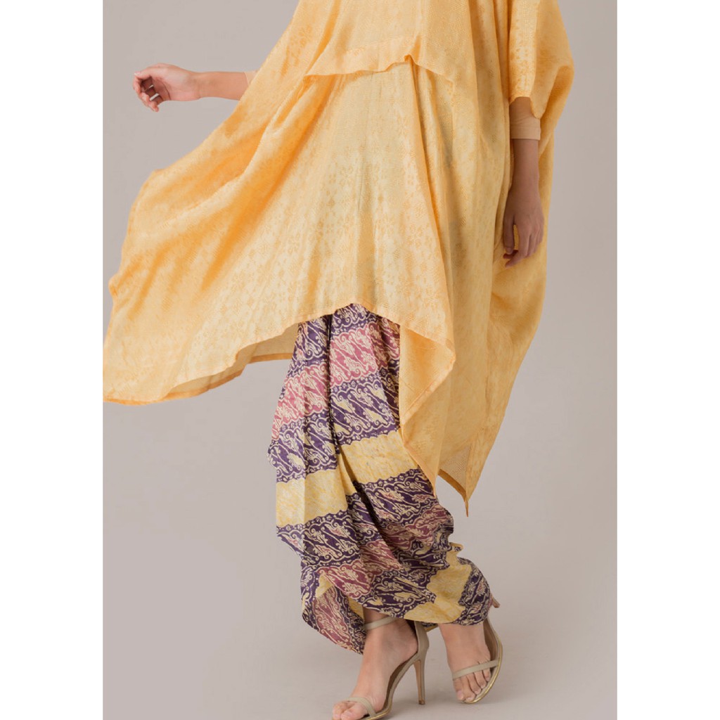 

Etari Skirt