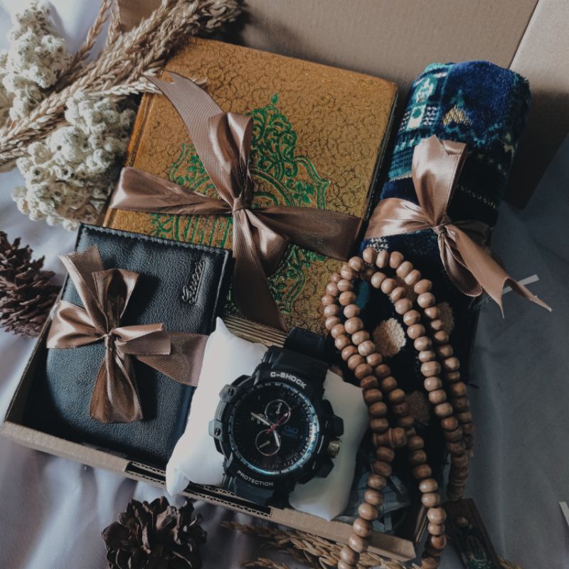 Hampers Giftbox Alquran Untuk Kado Cowok Ulangtahun Wisuda