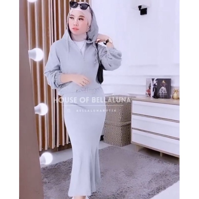 Prelov OneSet Jaket Crop & Rok Duyung Premium By Bellaluna Butik