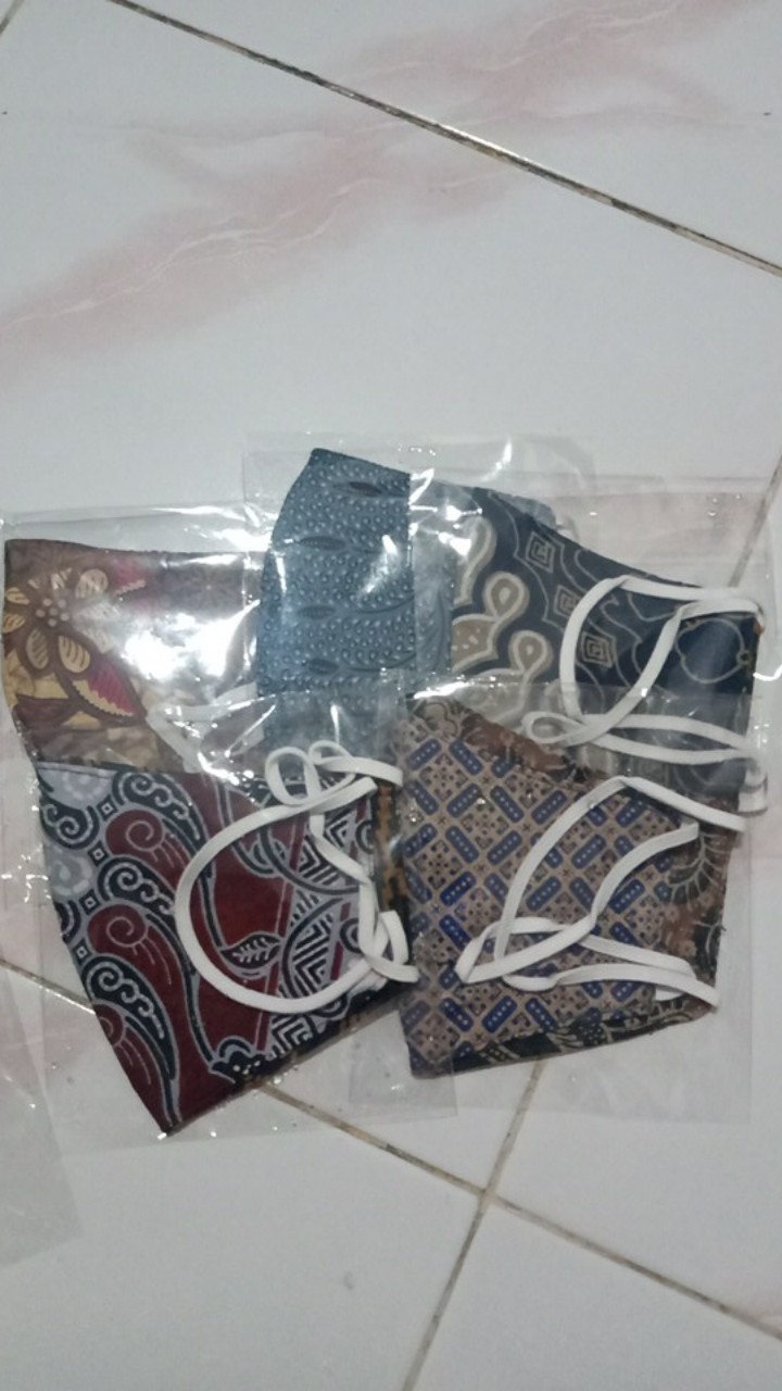 (cod) Masker Motif Batik Solo 2 Lapis Non Medis Earloop Hijab Souvenir Nikah Batik Khas Solo