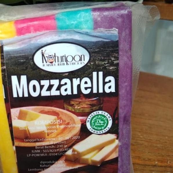 

✰ keju mozarella rainbow/mozarella rainbow/mozarella pelangi 250gr ✼