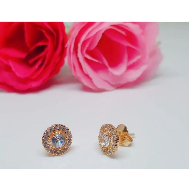 anting tusuk bunga bulat titanium gold