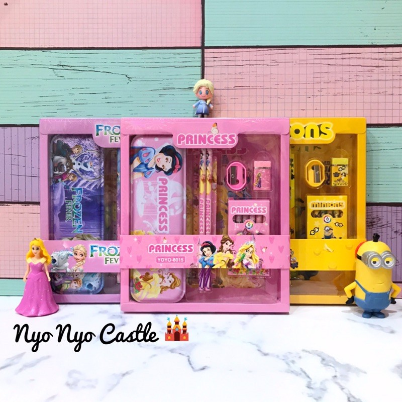 

Stationary Set Large 7in1 Peralatan Tulis Anak + Crayon Minion Unicorn Princess Frozen Cars Mcqueen