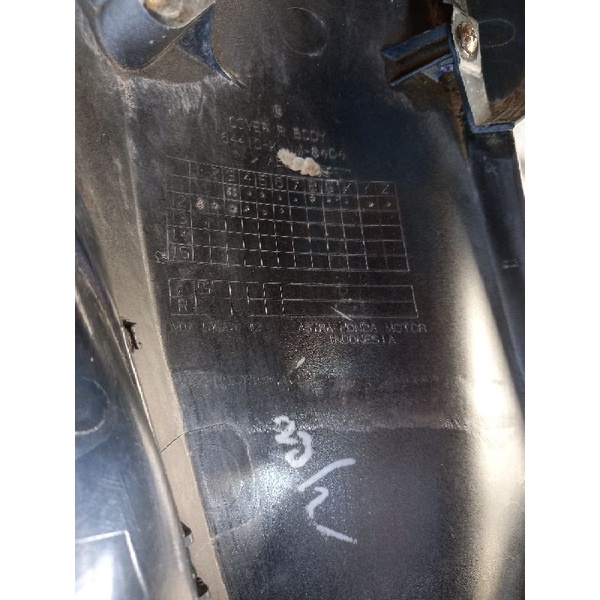 cover bodi belakang revo fit