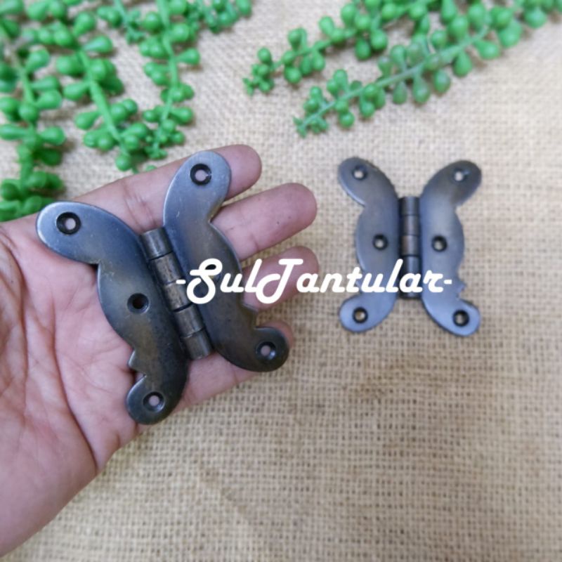 Engsel Jendela Lemari Antik Motif Kupu Kupu 3 inch Antik