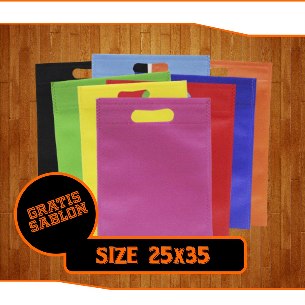 

TAS SPUNBOND GOODIE BAG SOUVENIR OVAL 25x35CM GRATIS SABLON