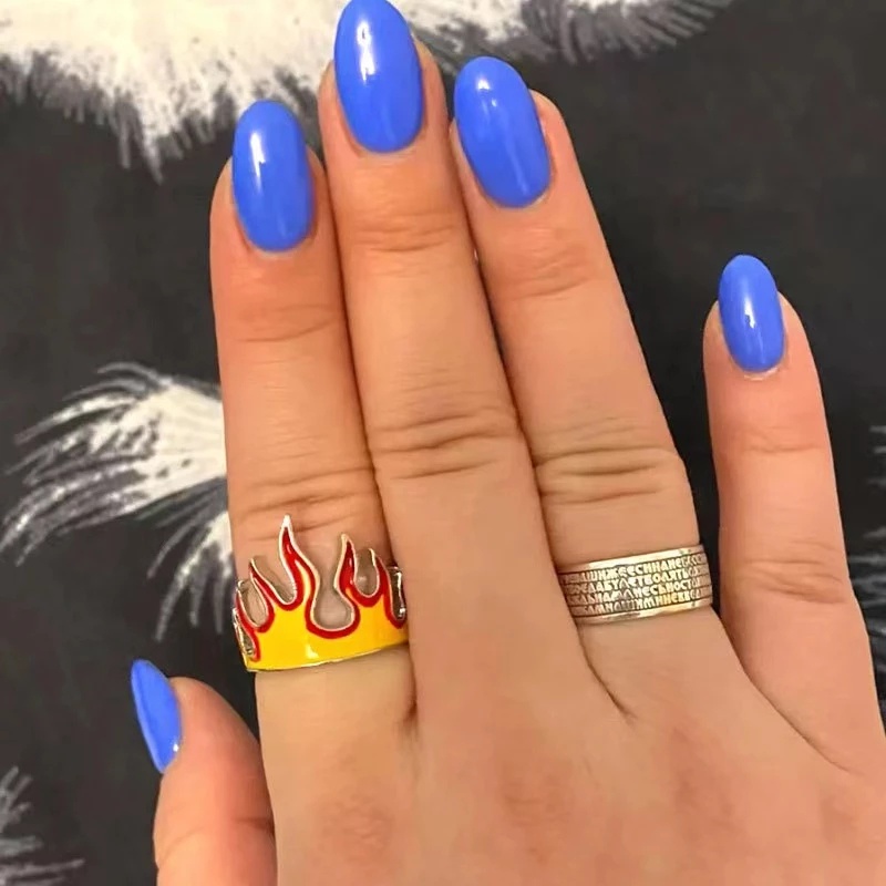 Cincin Desain Api Bahan Logam Gaya Vintage Punk Hip-hop Untuk Wanita