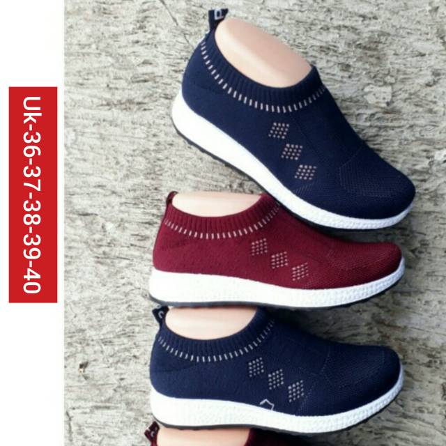 Sepatu fashion woman sepatu fashion sepatu slip on