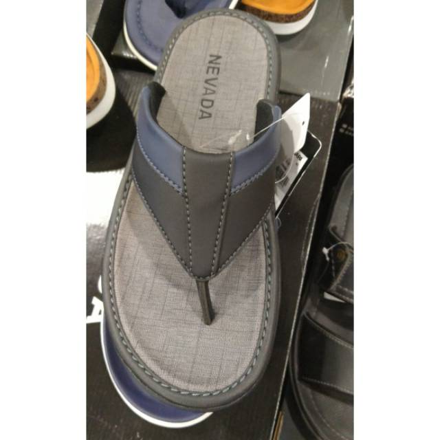 Sandal nevada cowok