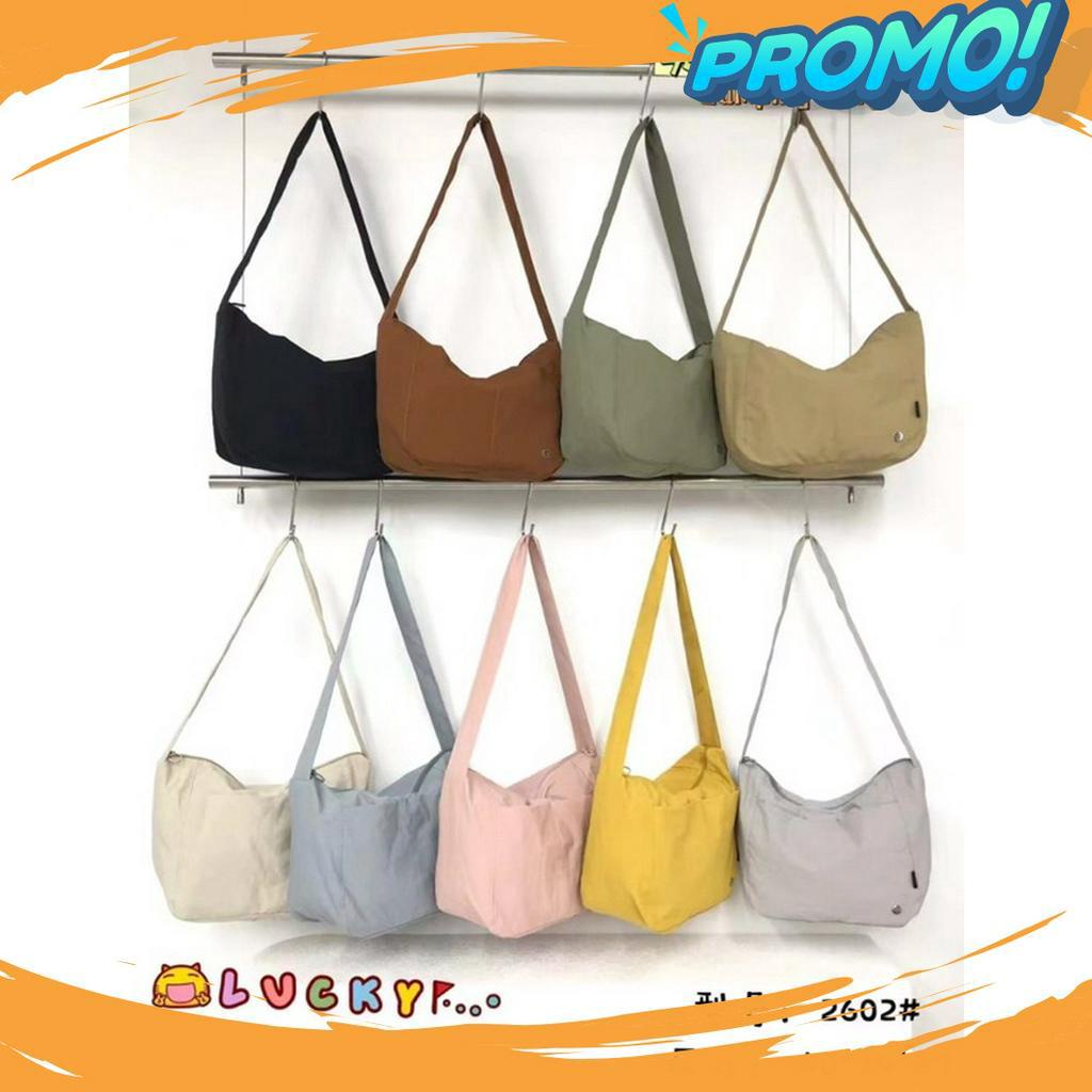 WAH New arrival tas selempang bobo import 262