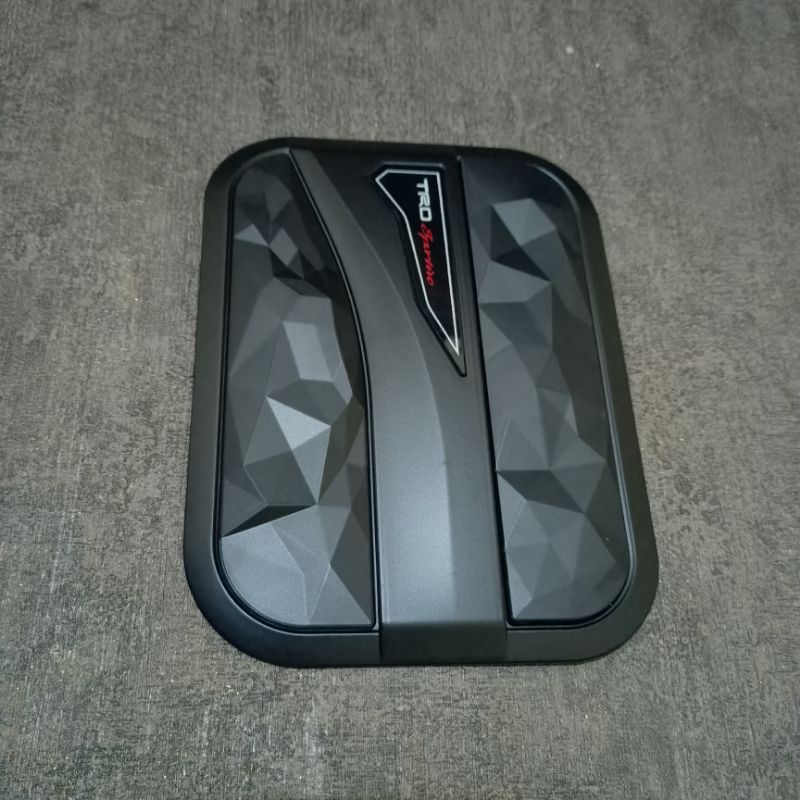 Tank Cover Bensin TRD Sportivo Calya Sigra Hitam Doff