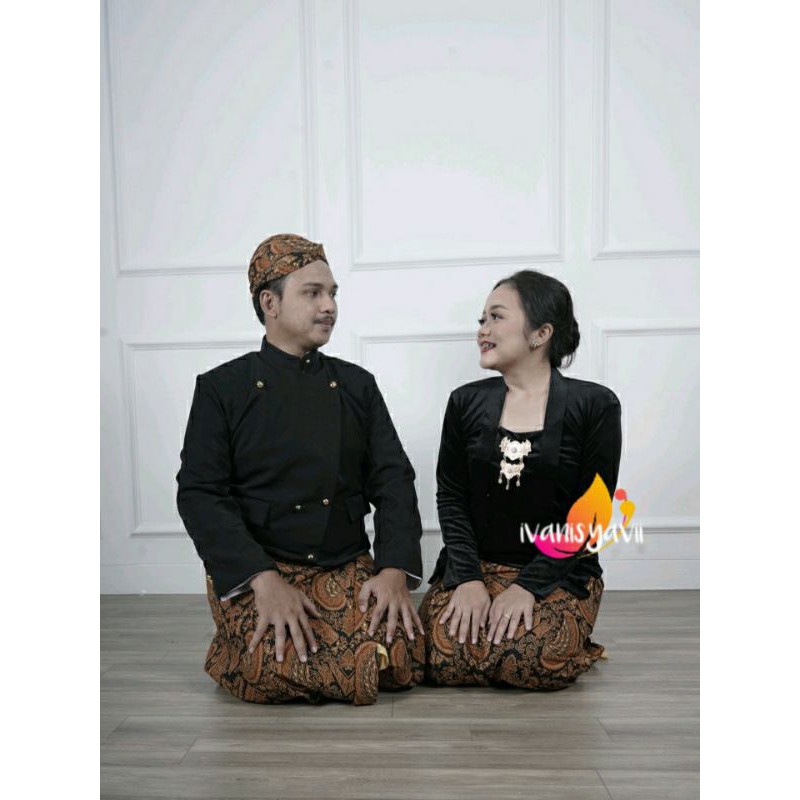 Set Prewed Baju Adat Jawa - Solo Motif Semen Romo. (BONUS BENGGOL BESKAP)