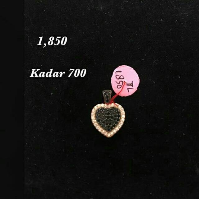 Liontin love emas kadar 700