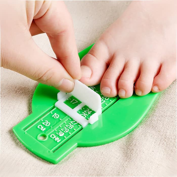 Baby Feet Measuring Ruler