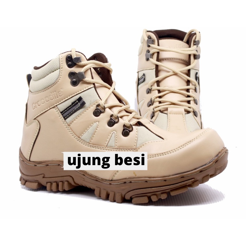 Sepatu Safety Pria Boots Crocodile Armour Hitam Ujung Besi Working Proyek Hiking