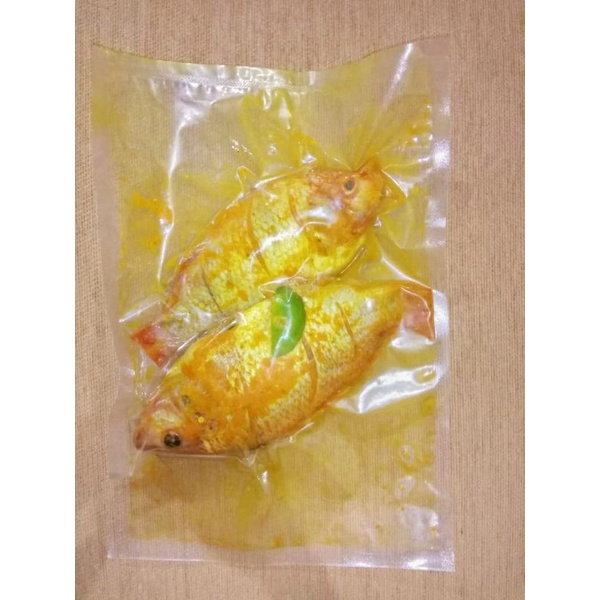 

Ikan Lele Bumbu Kuning 1 KG