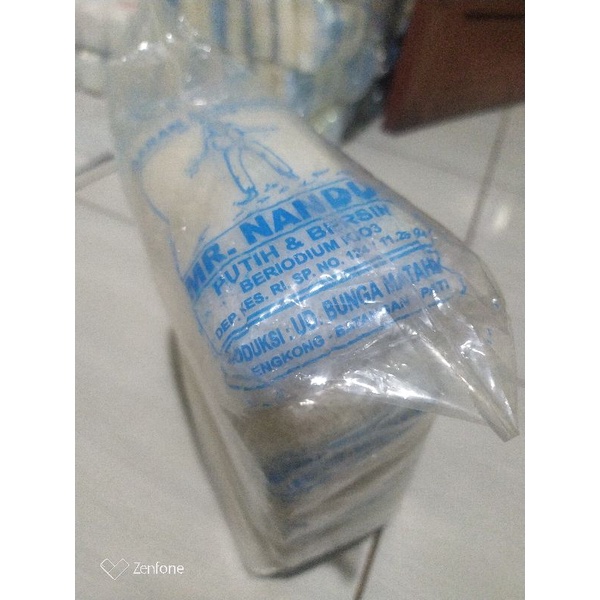 

GARAM KASAR BERYODIUM . GARAM KRASAK IODIUM . GARAM KRASAK NANDUT