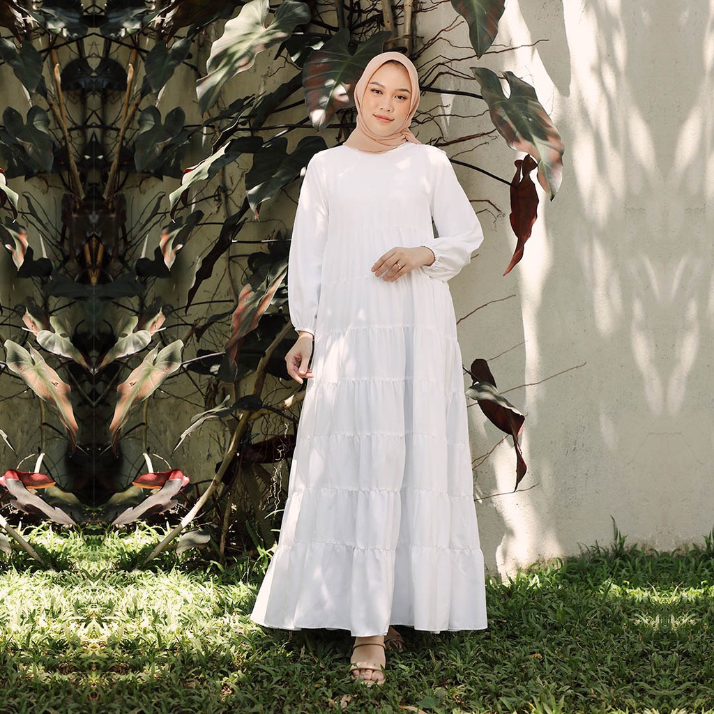 Defect HijabChic Finna Broken White Dress