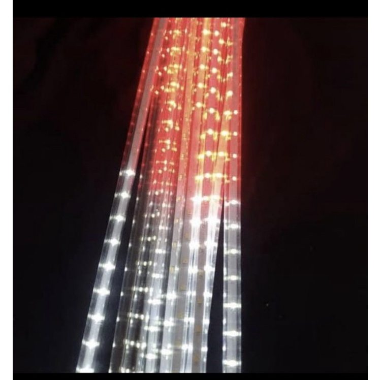 lampu merah putih meteor