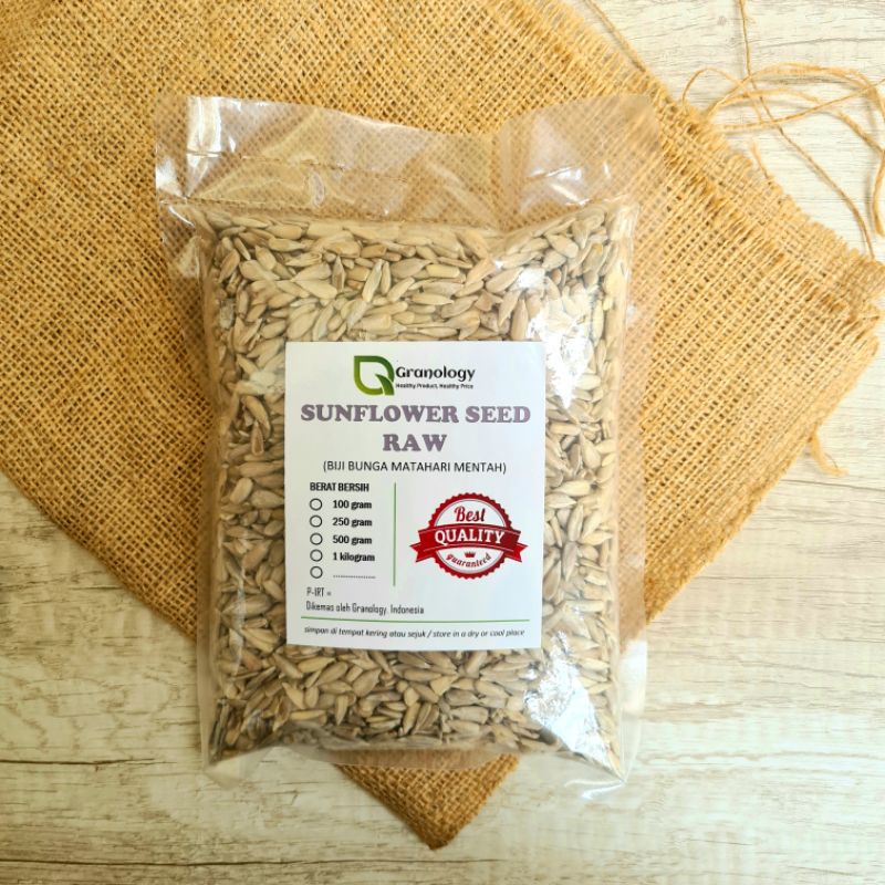 Biji Bunga Matahari Mentah / Raw Sunflower Seed - 500 gram