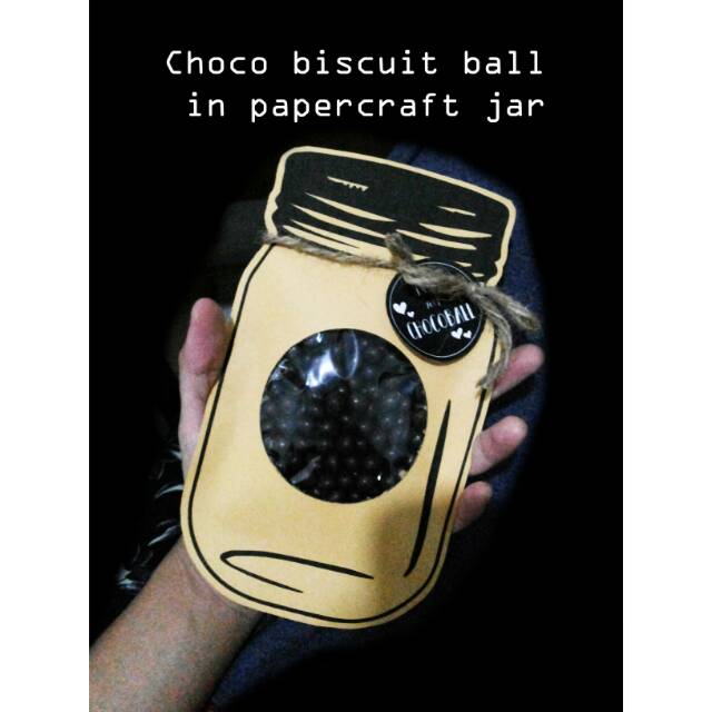 

Choco biscuit ball in papercraft jar