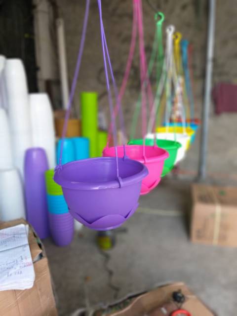 Pot bunga gantung warna warni 21cm +tatakan bawah(fullcolour)