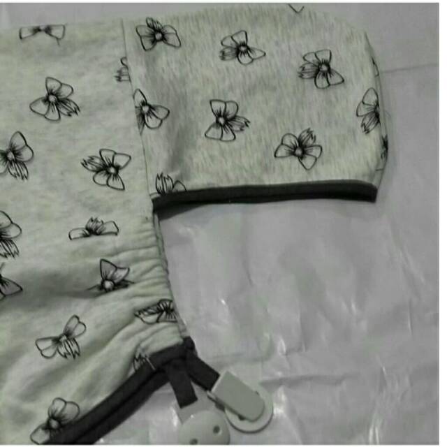 

On-The-Go FLEECE motif RIBBON/PITA