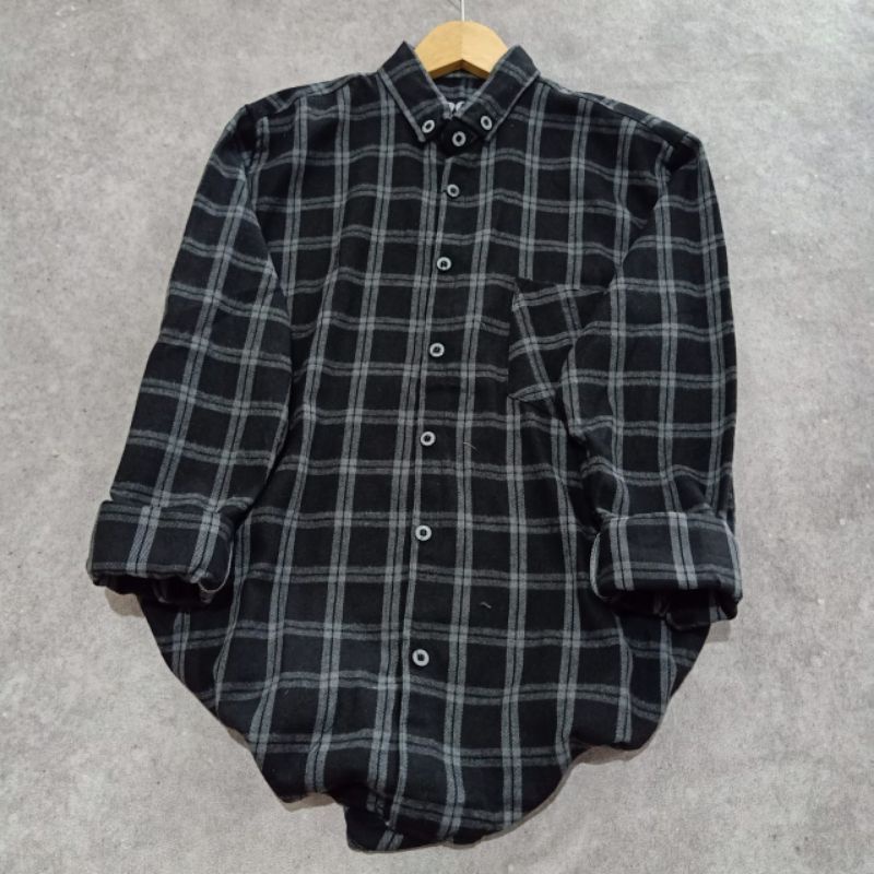 Kemeja Flanel Pria Kualitas Premium Lengan Panjang Size M - XL Unisex Exklusif (Distro) Flanel Super-Double abu