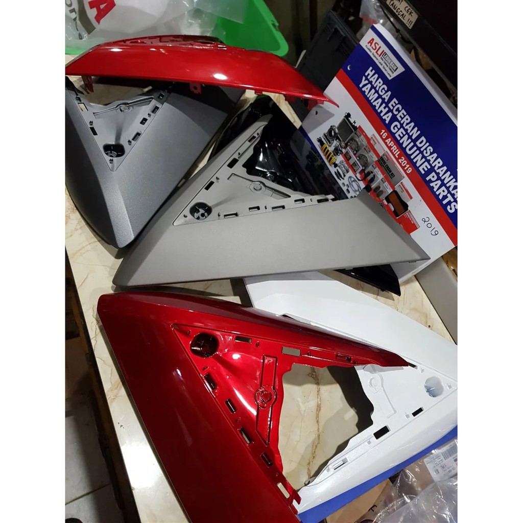 Sayap Depan Dpn Mole Kiri Atau Kanan Mio Soul Gt 125 Asli Ori Yamaha Shopee Indonesia